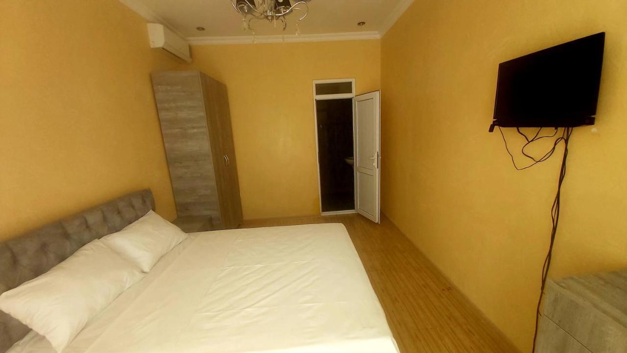 Hotel Zura Palace Кваріаті Екстер'єр фото